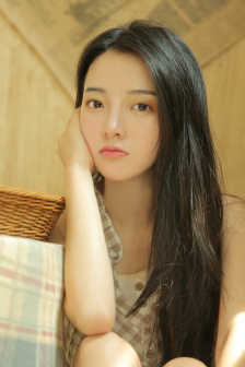 大胸美女