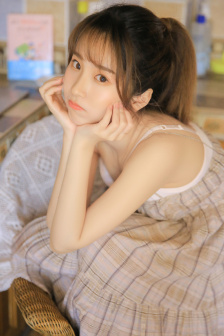 《酒店服务生》